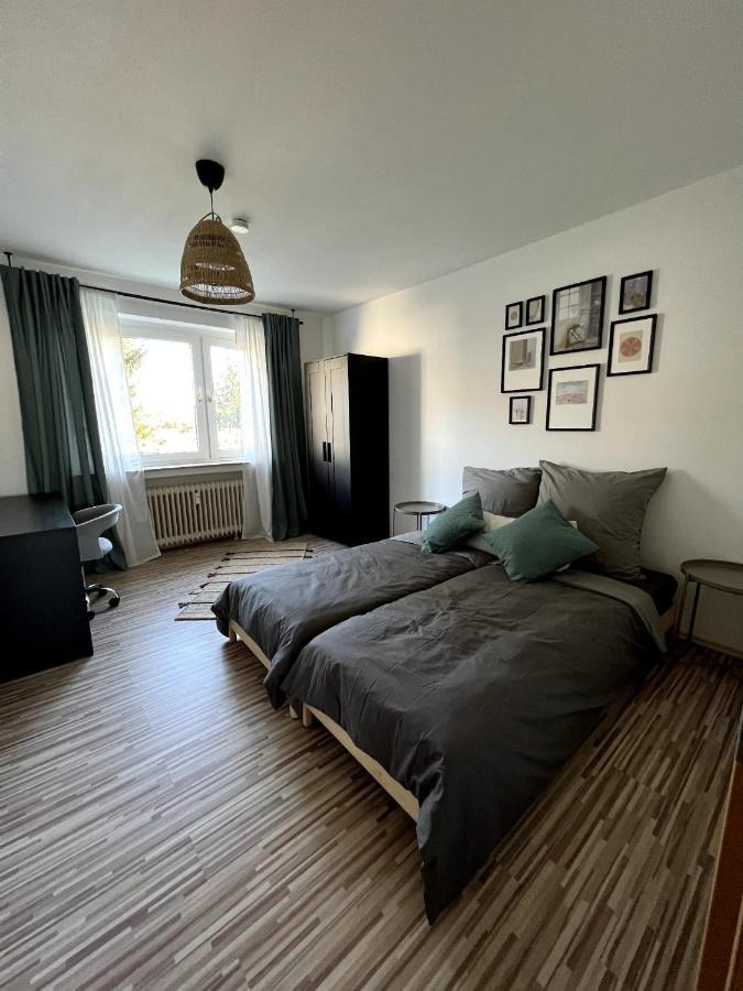 Cosy, Modern 1 Bedroom Apartment Mönchengladbach Exteriör bild